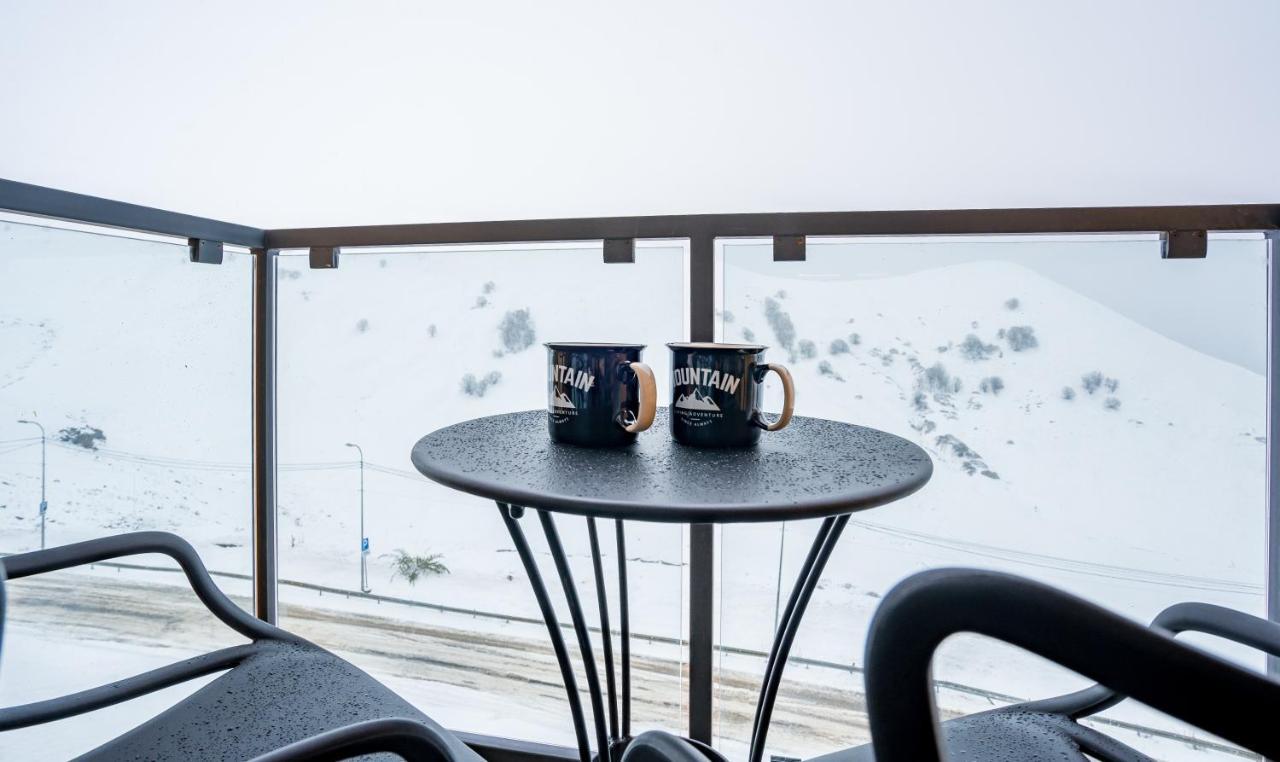 Gudauri Mountain Views Apartment Exterior photo