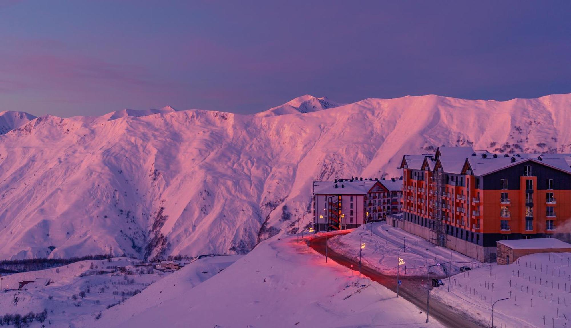 Gudauri Mountain Views Apartment Exterior photo